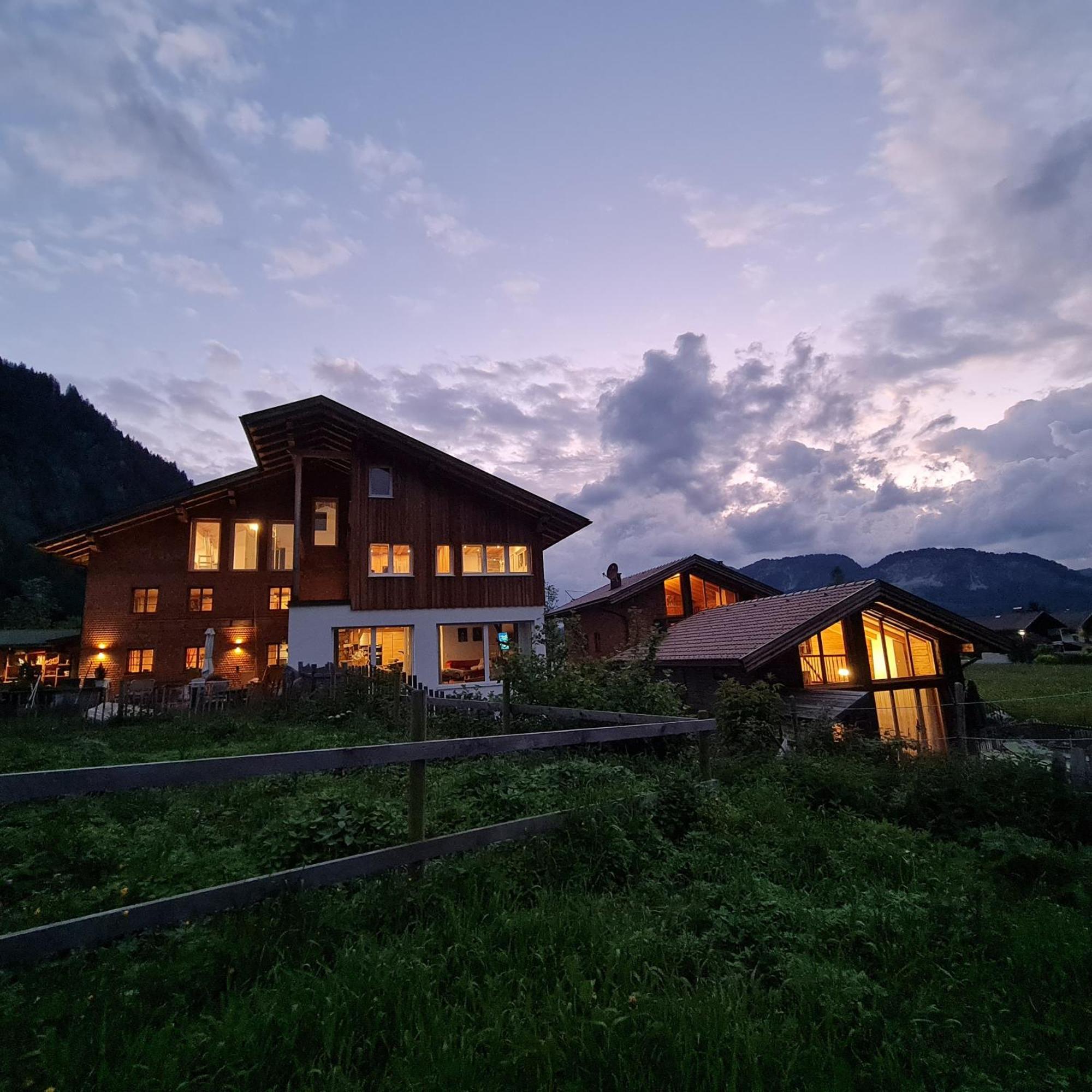Braito'S Seaside Lodges Und Suites Haldensee Buitenkant foto